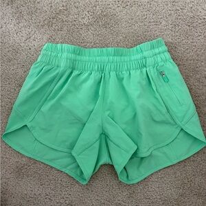 Lululemon Tracker Mid-Rise Lined 4” Green Athletic Shorts